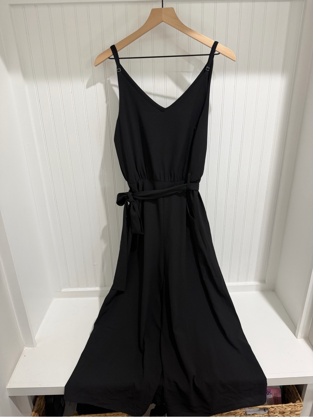 Jade by Jane Black Wide Leg Belted Jumpsuit Size Medium